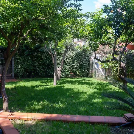 Hébergement de vacances Casa Con Giardino E Ampio Terrazzo - A Casa Di Ugo