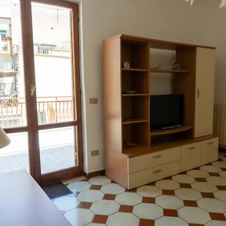Casa Con Giardino E Ampio Terrazzo - A Casa Di Ugo