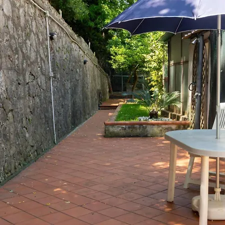 Casa Con Giardino E Ampio Terrazzo - A Casa Di Ugo Hébergement de vacances